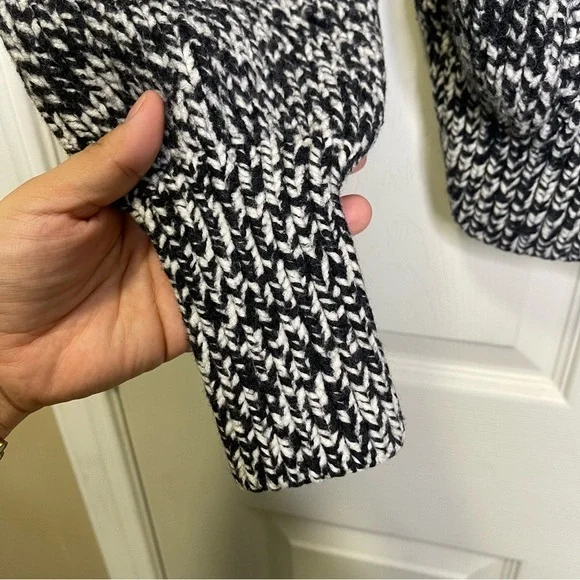 Iro
Holea Sweater Sz Large - Picture 8 of 9